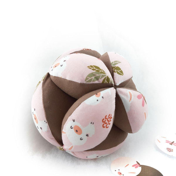 Palla Montessori sensoriale Rosa&coniglietti | Thialò - MamyOnBoard